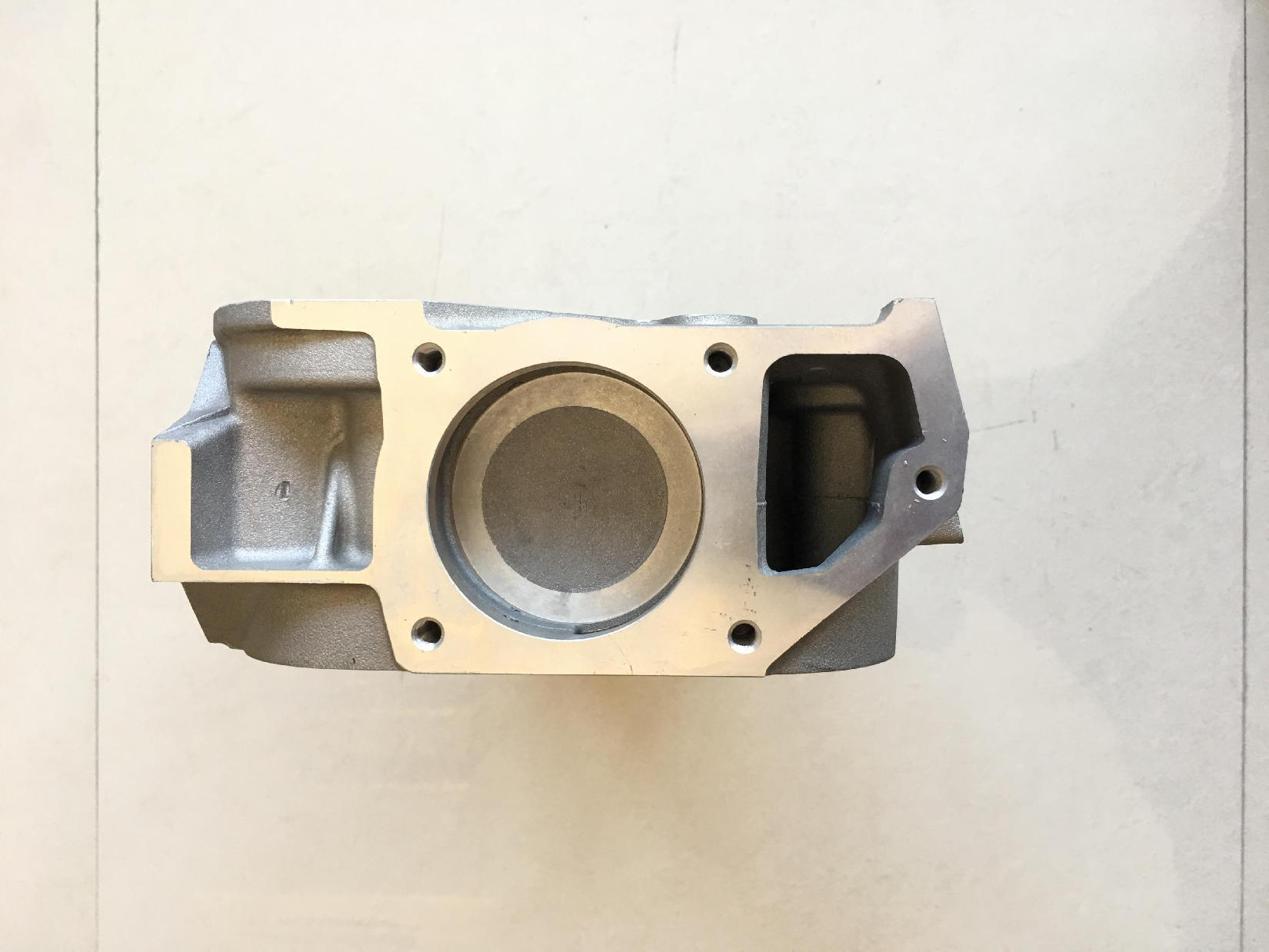 6190499 L908B024 استبدال رأس الأسطوانة المتين لفورد