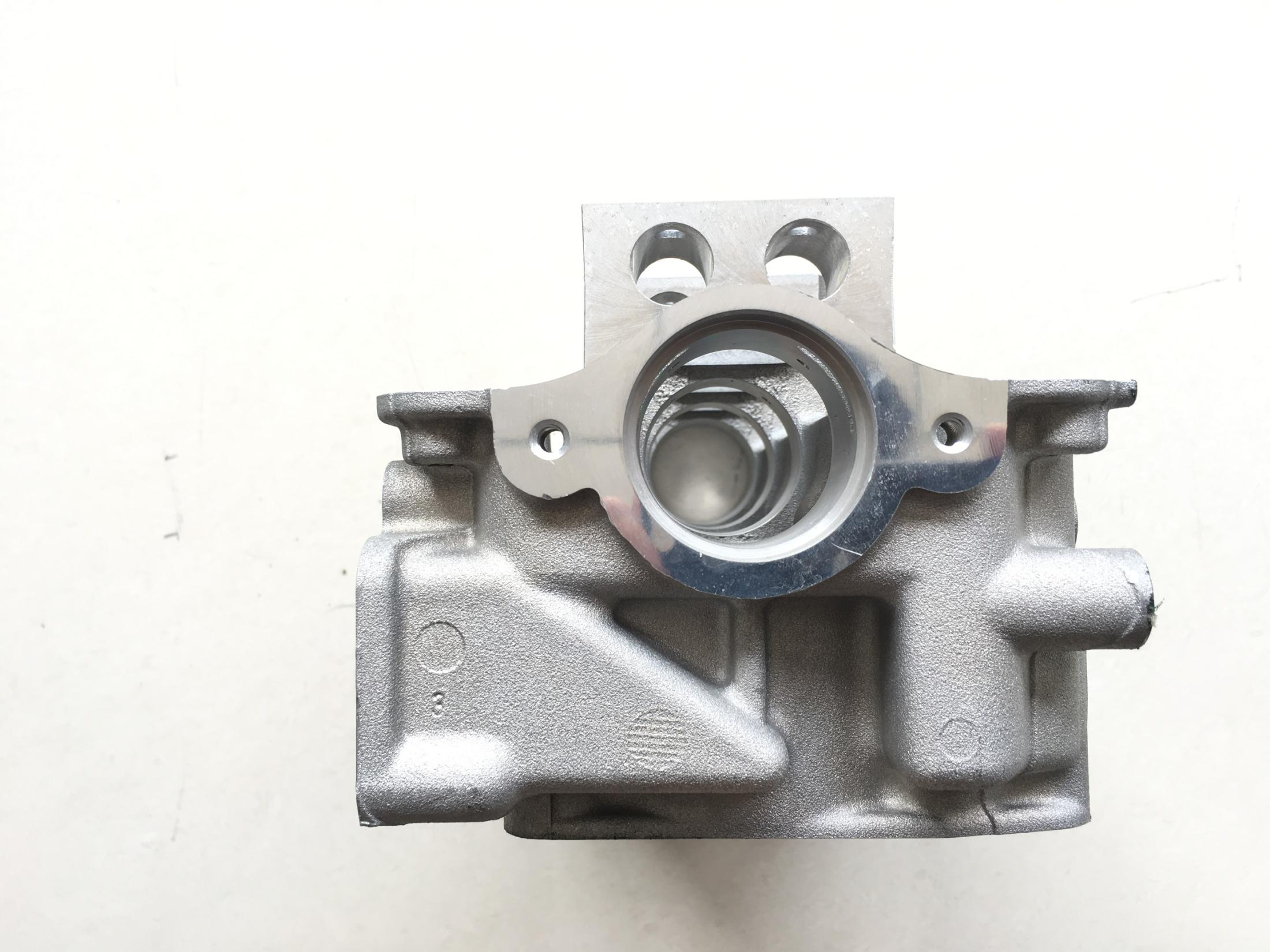 نماذج تجميع رأس أسطوانة محرك شيفروليه 96642708/96642705